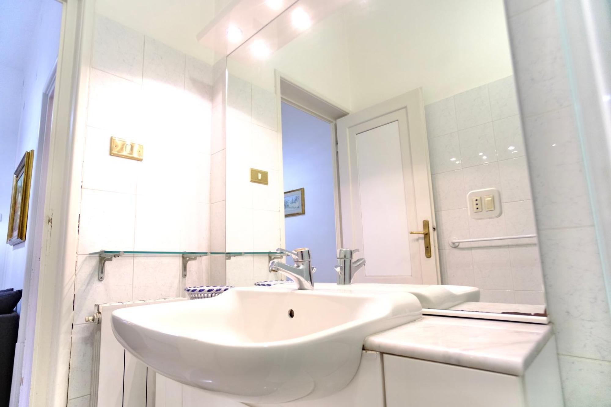Boccaccio Boutique Apartment Флоренция Экстерьер фото